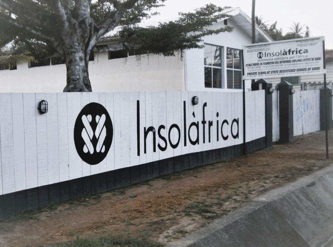 INSOLAFRICA-ESCOLA INFERMERIA 